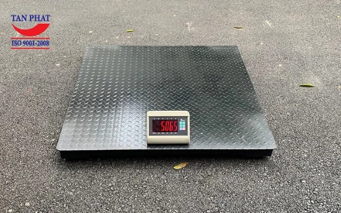 Cân sàn điện tử do Tân Phát cung cấp