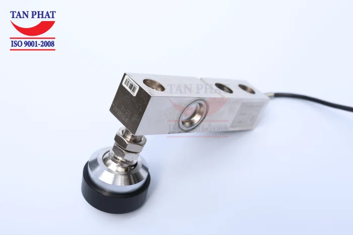 Sản phẩm được sử dụng trong môi trường công nghiệp, lắp đặt dễ dàng với hệ thống cân. Cảm biến lực hoạt động ổn định, độ chính xác cao, sai số nhỏ.